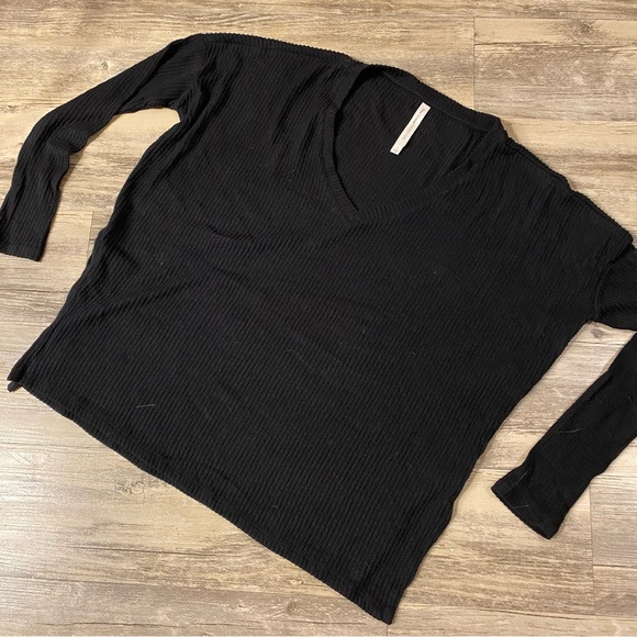 Black Ribbed The Group Babaton Aritzia Long Sleeve Top - Picture 1 of 7